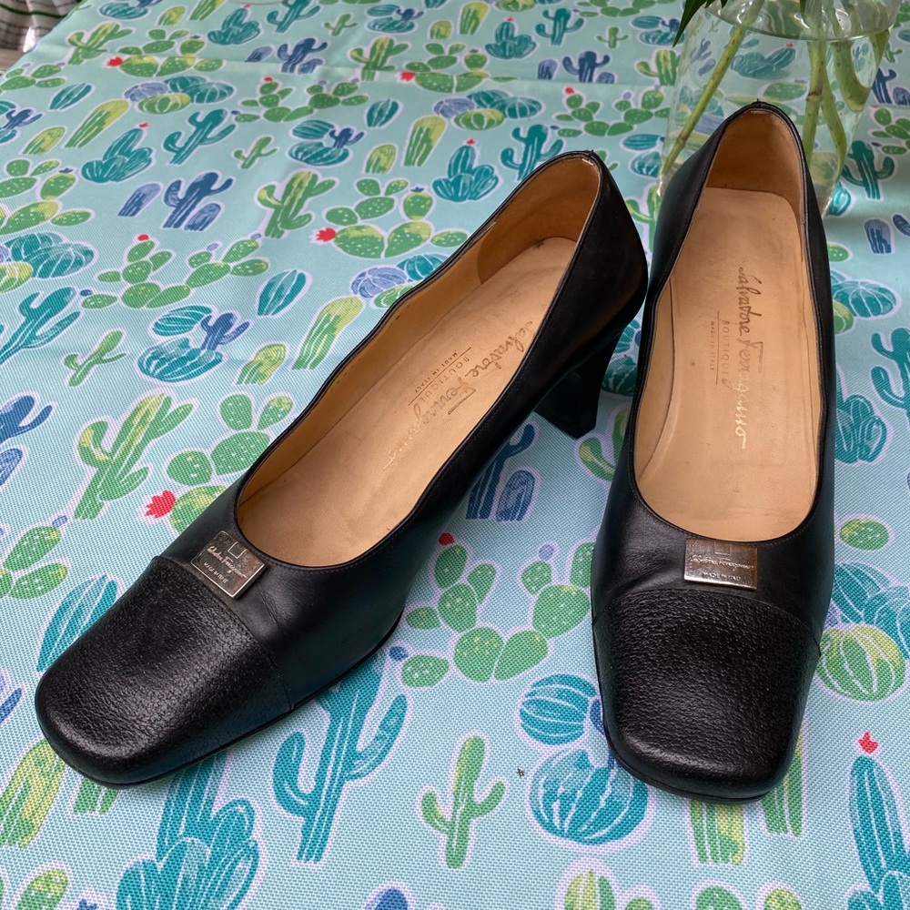 Vintage Black Mary Jane Salvatore Ferragamo